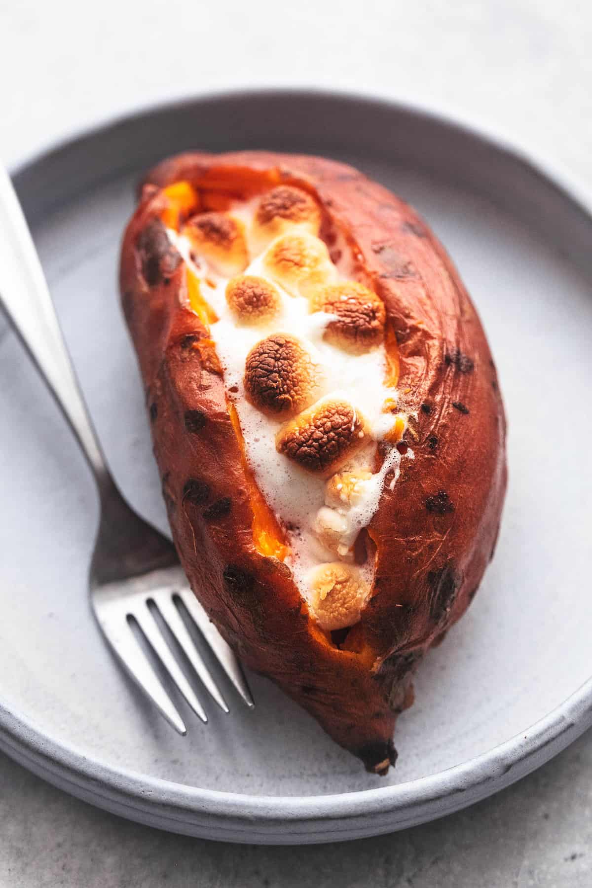 Instant Pot Baked Sweet Potatoes einfaches und leckeres Beilagenrezept | lecremedelacrumb.com